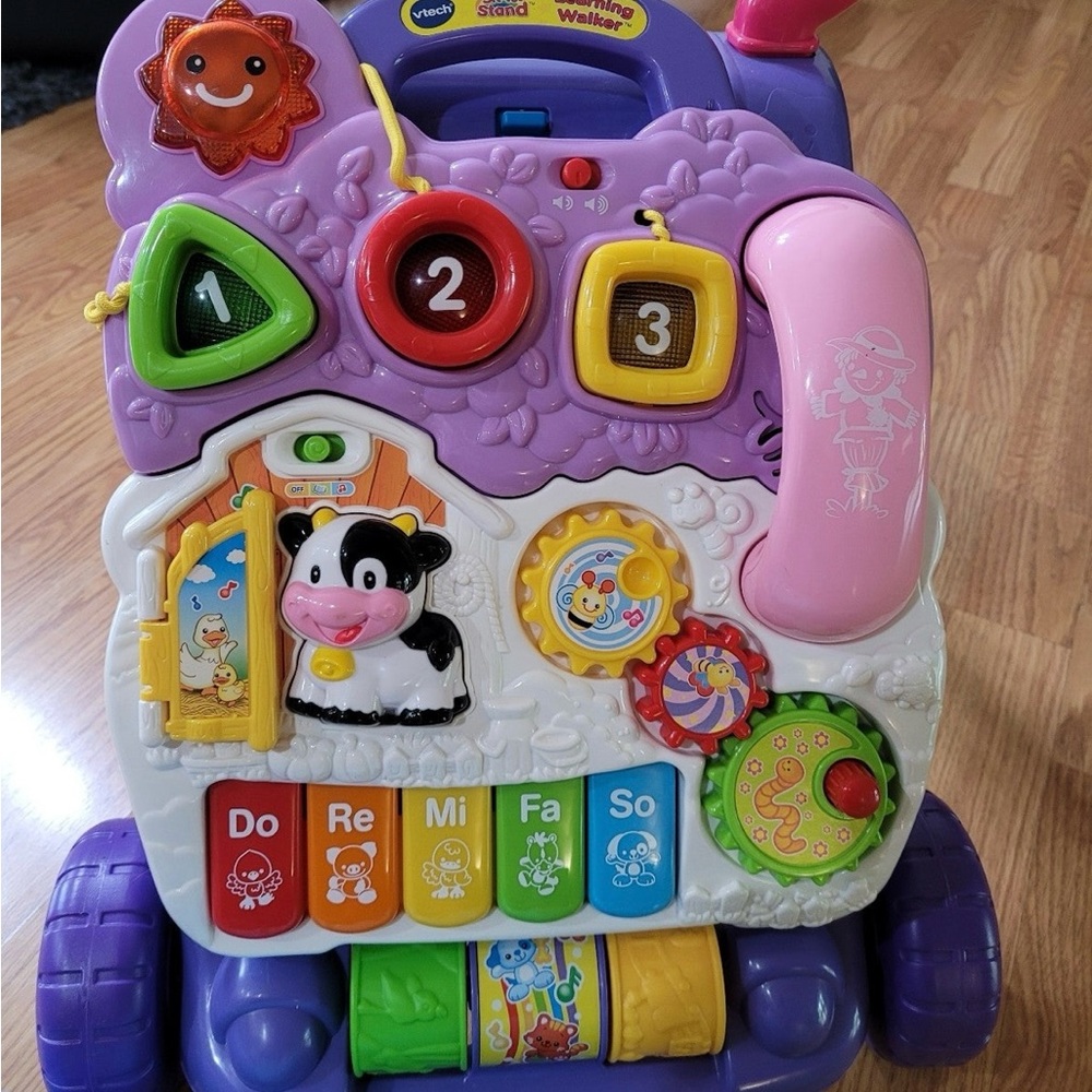 Baby walk and play walker